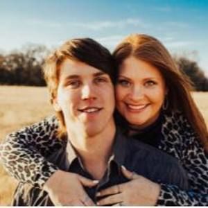 Meet your Posher, Whitney